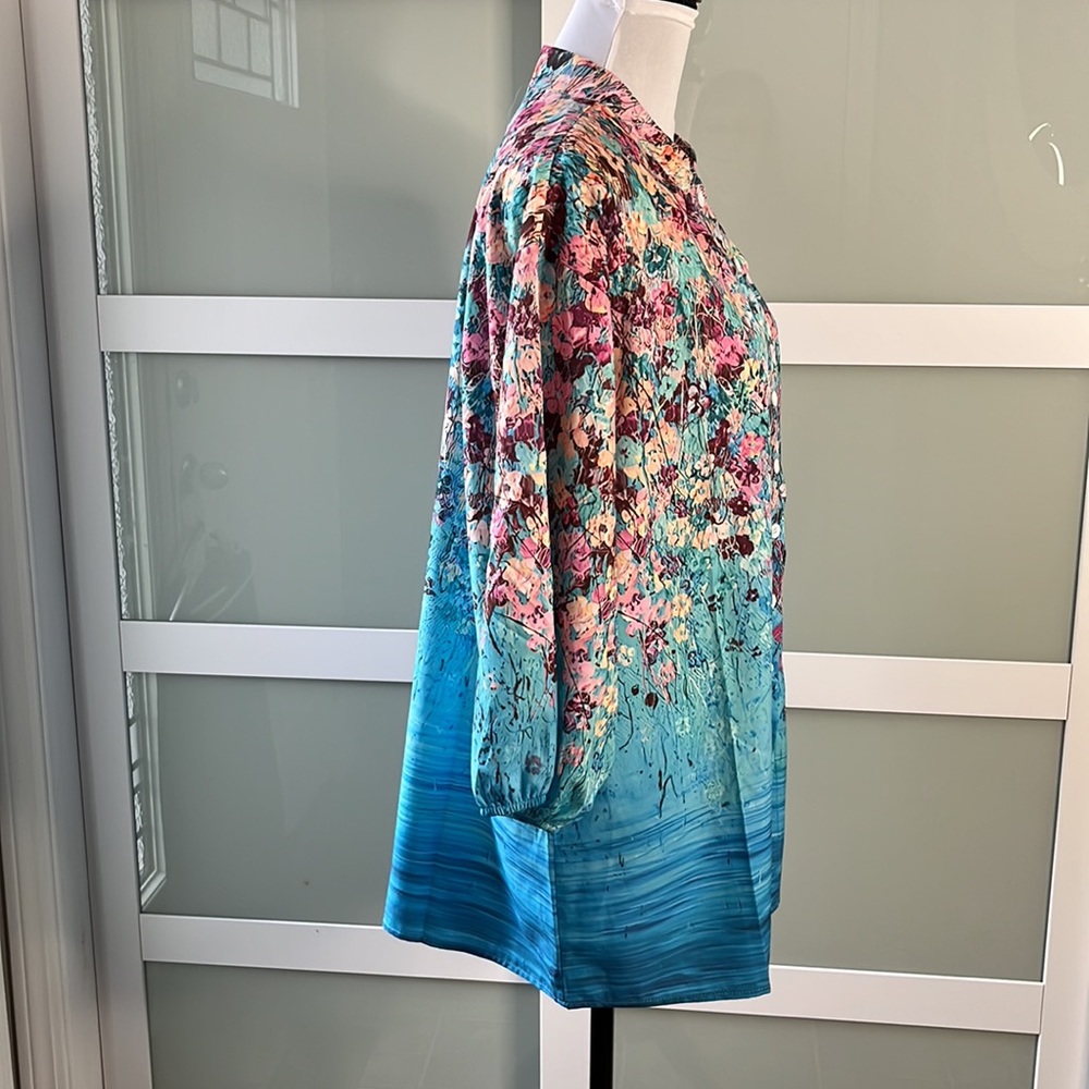 Multi color top - Picture 5 of 10